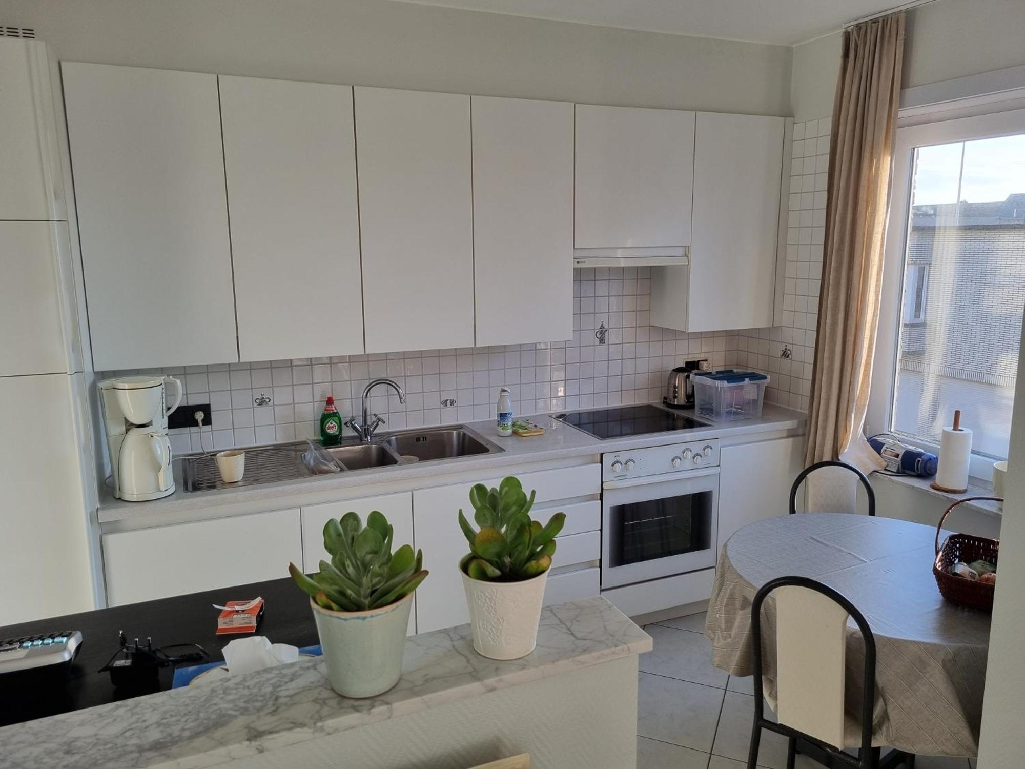 Cosy 3 Bedroom Near The T112 Ostend